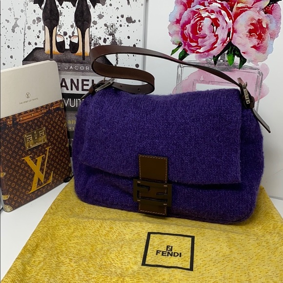 Fendi Baguette - Picture 1 of 13